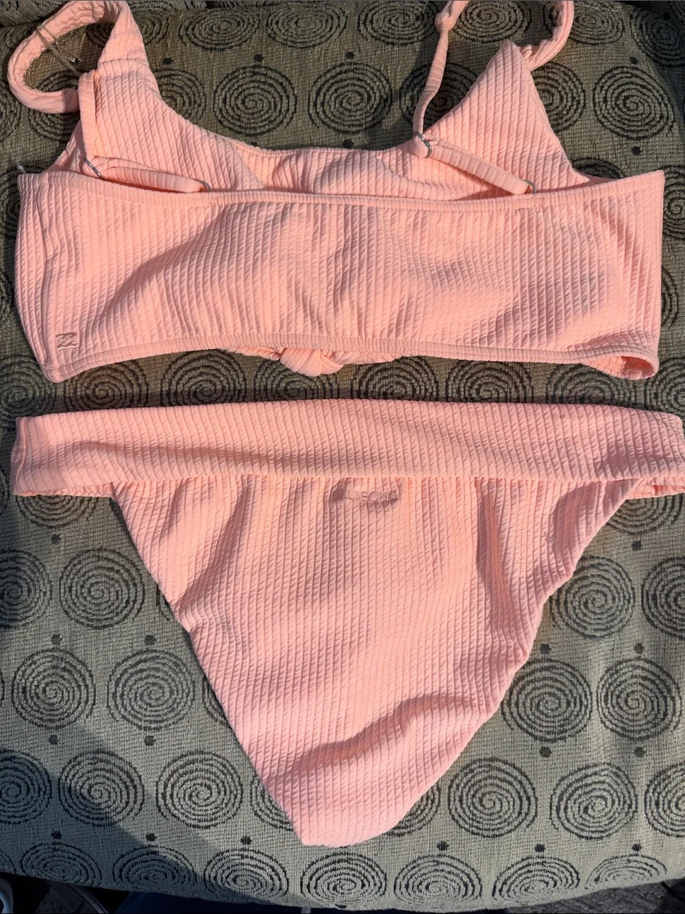 Billabong Peach Ribbed Knot-Front Bikini - Picture 3 of 5